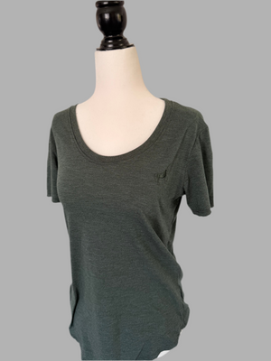 Bamboo scoop neck women’s shirt NEW