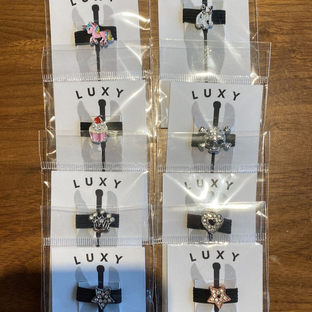 Luxy crop charm