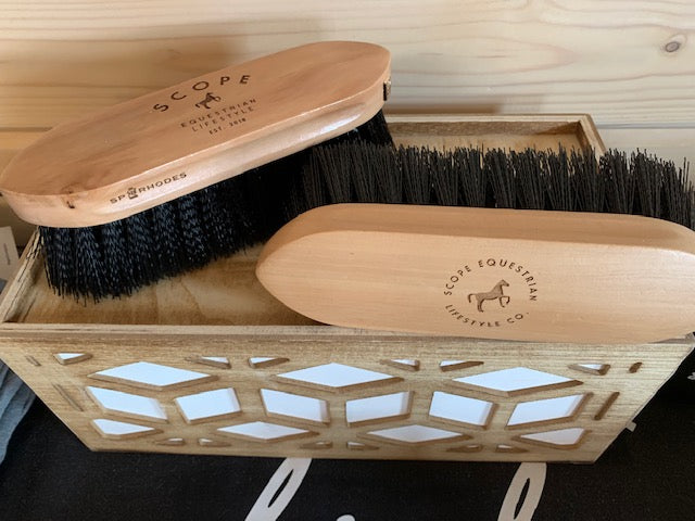 Scope Dandy Brush